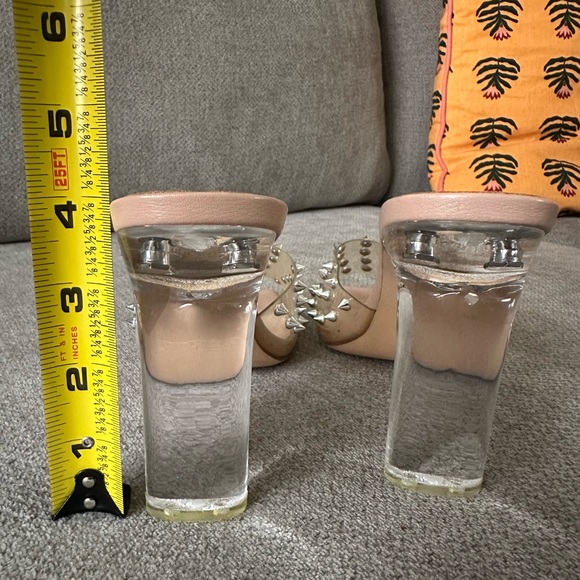 Sandals - Picture 5 of 5